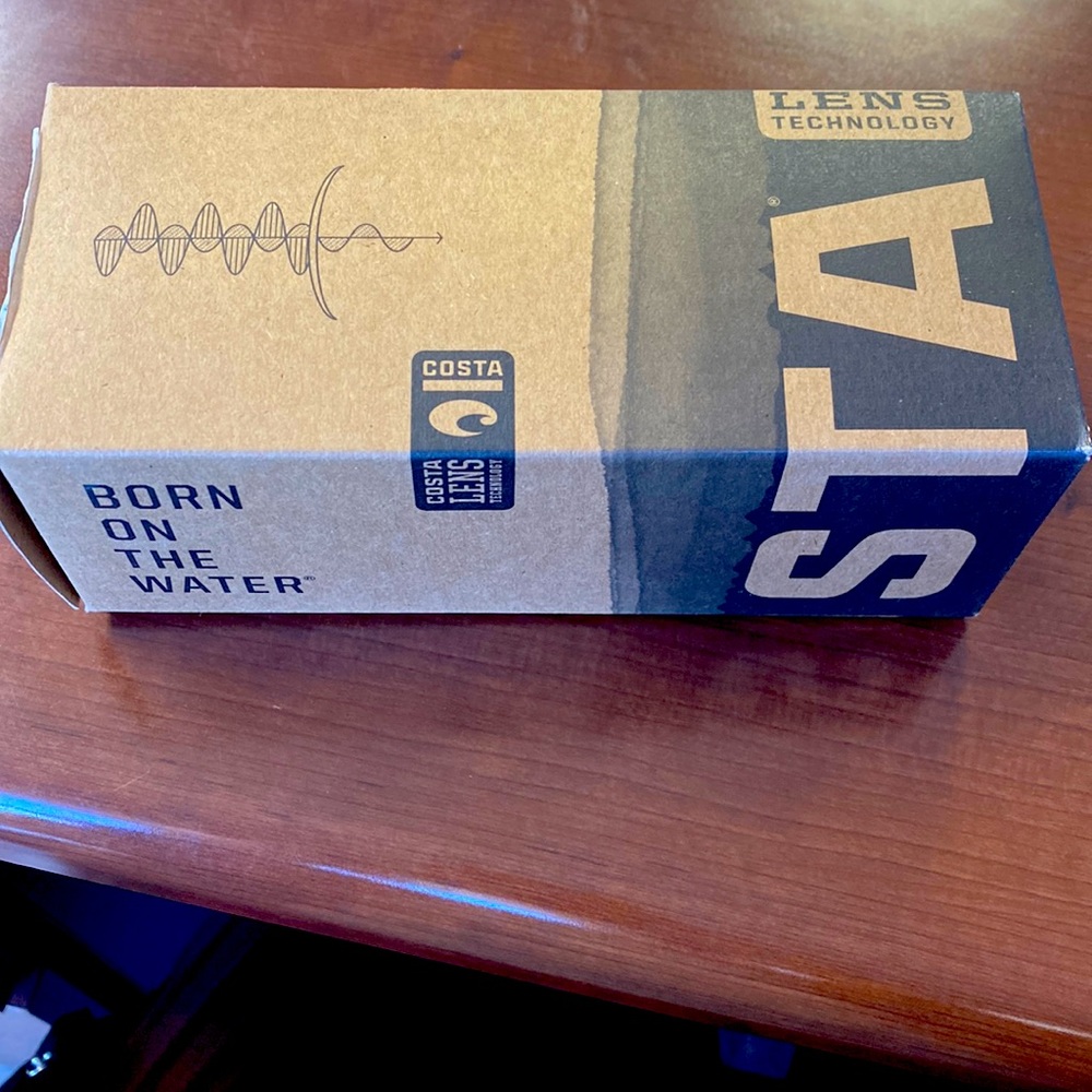 Brand New still in box Authentic Costa Sunglasses, Never even worn